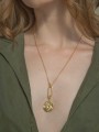 GROOVY, Kolekcja Bloom, Naszyjnik Bloom Talisman Coin.jpg