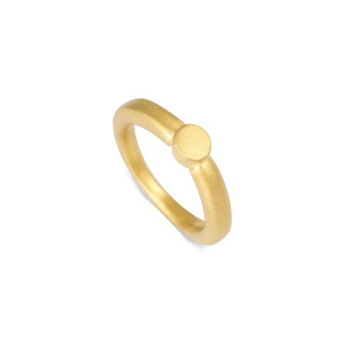 Groovy, Sygnet Myth Memoria gold.jpg